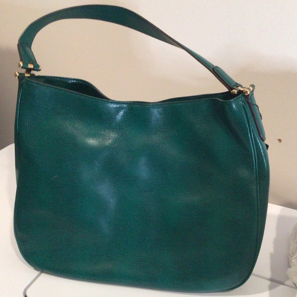 Ralph Lauren green leather Hobo Bag with shorter strap and wide curved shape.